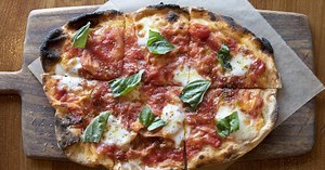 An Easy Guide To Making Roman Style Pizza