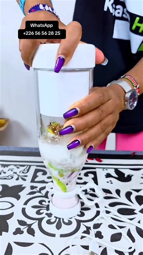 4.7K views · 32 reactions | Mixeur de jus portable ‎Passez vos commandes sur : ‎ WHATSAPP : ‎https://wa.me/22656562825 ‎CATALOGUE WHATSAPP : ‎https://wa.me/c/22656562825 ‎CHAINE WHATSAPP : ‎https://whatsapp.com/channel/0029Vb5fdec4yltYhDyFDT03 | Général Commerce | Facebook