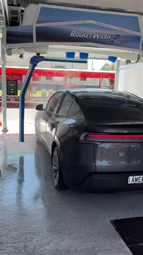 Australia Rocketwash touch free system project with Leisuwash 380!