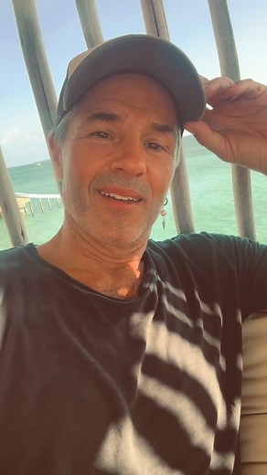 Going home - but I will be back :) what an amazing holiday - we all loved this ! First class everything ! Thank you @soneva for this experience and I love you @petrabjorkman - vi ses i stan :) nu åker vi hem ❤️❤️❤️❤️❤️❤️❤️ | Peter Jöback