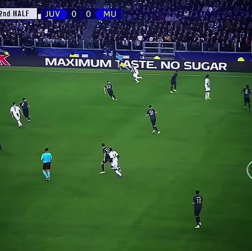 Ronaldo'nun Juventus'taki Muhteşem Gol Edidi