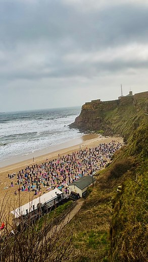 Community springs into life! Welcome back and a huge thank you! What a turn out for the first Community Session of the season. You were all amazing. Special thanks to our team today @ogarayoga @poyi_yoga @pilateswithpiera #grateful #community #beachyoga #itsashorething | Shore Yoga