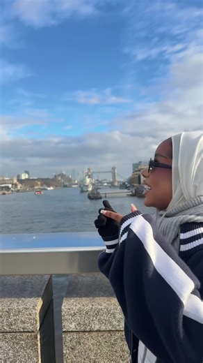 mimi (@mimi7x)’s videos with London Bridge - Fergie