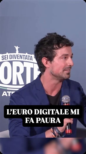 The Crypto Gateway on Instagram: "🚨L’Euro Digitale a me fa paura per un motivo super semplice: la moneta che usi ogni giorno diventerebbe un’infrastruttura controllata da una singola entità. All’inizio te la vendono come “comodità” e “innovazione”. Poi però la domanda vera è: chi mi garantisce che domani non cambi qualcuno e inizi a usare quell’infrastruttura per fare leva sulle persone?� Basta “ritoccare un parametro” e ti ritrovi con i rubinetti che si aprono e si chiudono a comando. E non pa