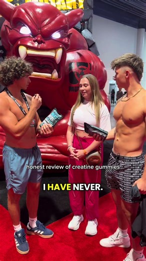 Honest review of beast bites. Would you agree with her that these taste better than creatine powder? #beastbites #musclegrowth #gymtok #creatine #nsfcertified