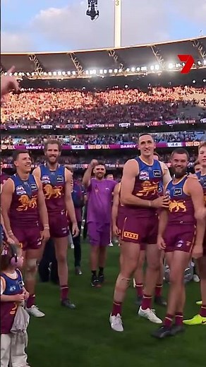 Teammates go WILD for Oscar McInerney 🏆👊🥇 Big O finally gets his premiership medallion 🥰