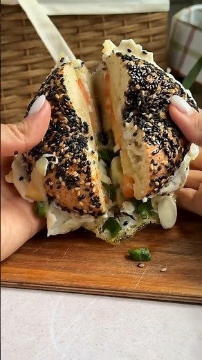 Bagel de Claras de Huevo 👌 | Receta Fácil y Rápida #recetasfaciles #desayuno #huevos
