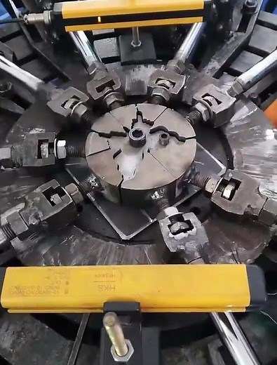 How is the mold for making your delicious cake made by Chinese machines? #china #equipment #factory