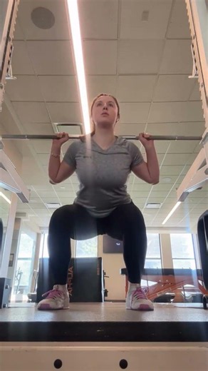 Doctors Recommend This Simple Posture Hack 🤫