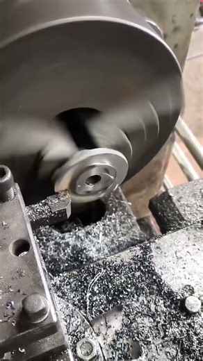 Leveling With Machine Lathe #welding