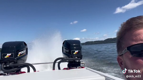 Sunday funday in the DCB. Nothing beats the sound of twins. #DCB boat. #Mercury outboard