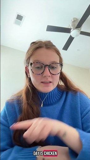 Learn How To Sign "Chicken" in ASL for Beginners | American Sign Language #shorts