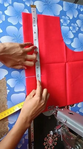 Back hook blouse design । blouse design cutting। blouse ki design। #blousepatterns #blouse #blousedesignsforsaree #blousedesigns #blousestyle #viralreelsシ #viralvideoシ #facebookviral | Apna Blouse Collection