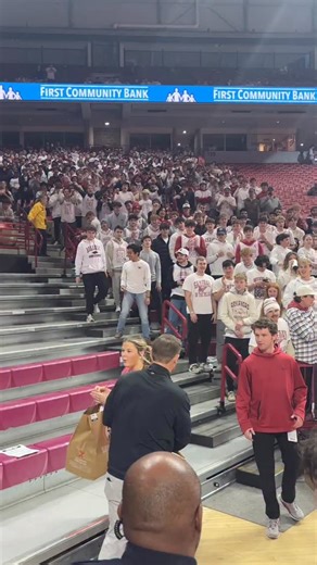 Free Slims for @razorbacktrough | Arkansas Razorback Men's Basketball