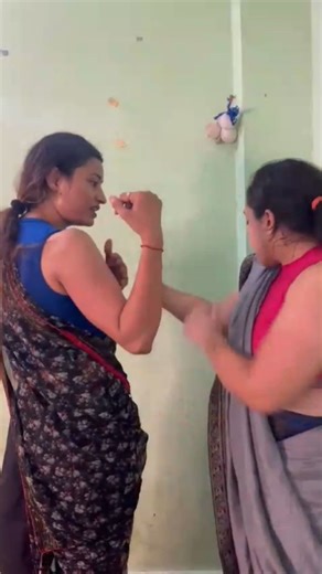 lift and carry wrestling blogger on Instagram: "Submission Cat fight challenge karishma vs Shalini #wrestling #submissionwrestling #rolingwrestling #armwrestling #challenge #catfight #girlspower💪 #stronggirl #mercy To see the full video and make any types of videos, message please And contact me 🙏🙏"