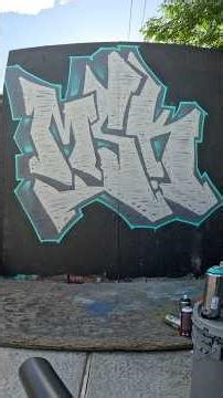 Adding some light leaks to 3Ds. #graffiti