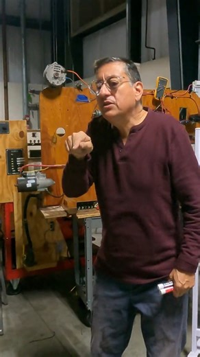 MrLopezClasses on Instagram: "The Correct Way to Read Amps . #mrlopezclasses #engineering #student #electricity #onlinecourses"