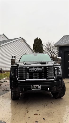 Comparing GMC 3500 and Ford 250: Family Trucks Uncovered