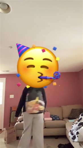 might log off for a while idk. face reveal at 20k. #fyp #viral #xyzbca #frankocean