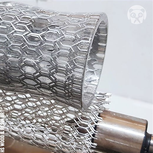 Woodturning aluminium mesh & epoxy into a cup Partner: HS Wood & Resin Art YT: https://www.youtube.com/channel/UCs5Ue-odmCXfADdD7wysrHg | Crafty Panda