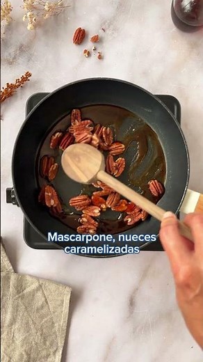 Mascarpone and Caramelized Walnut Ice Cream | Easy Recipe by Nestlé Cocina with La Lechera
