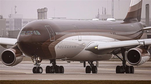 Watch massive airliners take off through snow in Munich