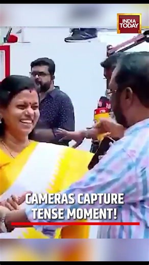 VIRAL VIDEO | Cameras Capture Tense Exchange At Kerala Political Gathering | India Today