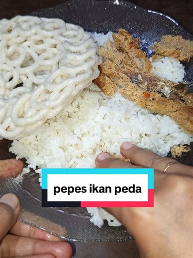 Pepes Ikan Peda Nikmat & Sambal Kelapa