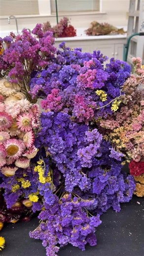 You don’t have to be that person going it alone. Comment BASICS to get my special offer on “Flower Farming School Online:The Basics, Annual Crops, Marketing, & More” Save $200 plus my “Succession Planting Training” that includes a 5-page PDF planting plan!! Did you know that my school has a private student group that you can ask me questions? Gain confidence and guts from knowing what to do—- and doing it alongside others that will cheer and support you, and will help you get back up when you fa