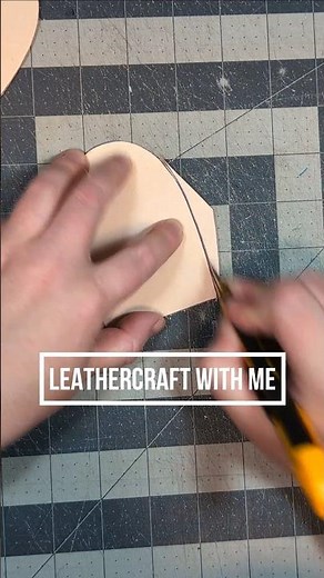 Make a leather belt pouch with me!🌿 Leather patterns at snappingdragon.com