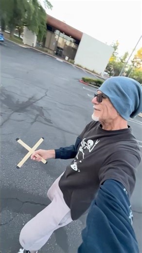 Homemade wooden boomerang 🪃 around and through the trees #ledzeppelin #boomerang #homemadetoys