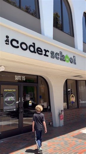 DIY electronics, stem and science activities for beginners on Instagram: "Last Saturday, my son had an incredible experience learning Java at TheCoderSchool in Palo Alto. Huge thanks to Zach for the amazing class — it was fun, engaging, and super inspiring! He’s now more motivated than ever to keep learning at TheCoderSchool in Sarasota and launch his very own Minecraft server this year. 🚀👨‍💻 #stemeducation #codingforkids #coding #codingfun"