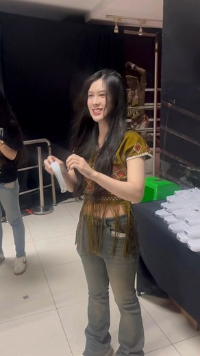 1.5M views · 104K reactions | Friends through Google Translate 藍....