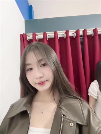 Video của chi (@nggg_vchi) với bản nhạc nhạc nền - chi