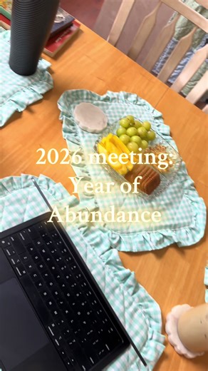 My husband and I had our team meeting to set ourselves up for a successful 2026! Snacks, coffee, and lofi ambiance required🌧️☕️🤍✨ #2026planning #abundance #financialplanning #financialfreedom #manifestation