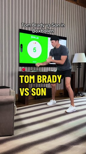 Tom Brady vs Son in Boxbollen: Fun Father-Son Game Moment