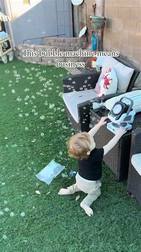 We are ready for the back yard baby rave 🕺🏽🫧 this is such a good bubble Machine, makes so many