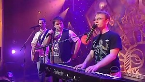 1M views · 15K reactions | Watch Axis of Awesome use only 4 chords to play nearly every song  Credit: random804 on youtube | Music Traveler | Facebook