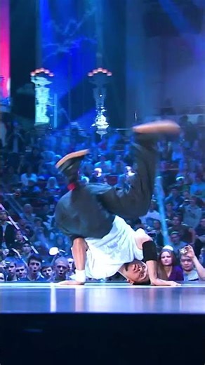 B-Boy Roxrite (USA) Red Bull BC ONE 2011