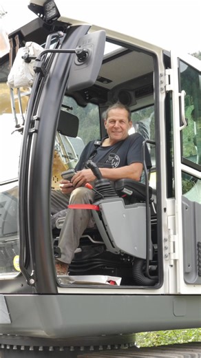 78 reactions · 3 comments | Christoph aus unserer Werkstätte zeigt uns heute, wie GPS-Geräte in unserem Bagger verbaut werden. Die GPS-Geräte helfen uns dabei, jederzeit genau zu wissen, wo sich unsere Maschinen aufhalten und ob sie sich gerade im Einsatz befinden. Wir haben die passenden Bagger und Erdbaugeräte, um vom Aushub bis zur Bachverbauung verschiedenste Leistungen anbieten zu können. Einfach kostenlos anfragen! . . #schieferer #schiefererbau | Schieferer Bau | Facebook