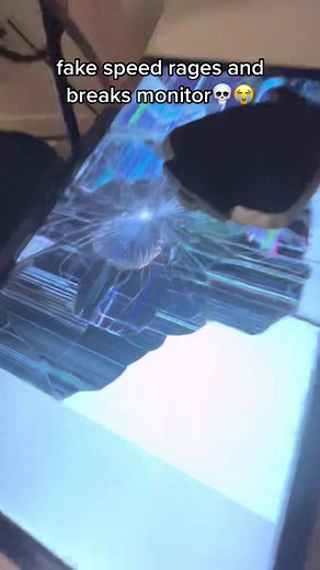 perfectly good monitor 🥲 #fyp #viral #xbox #speed #fortnite