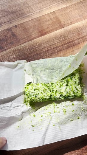 Delicious Garlic Chive Butter Recipe