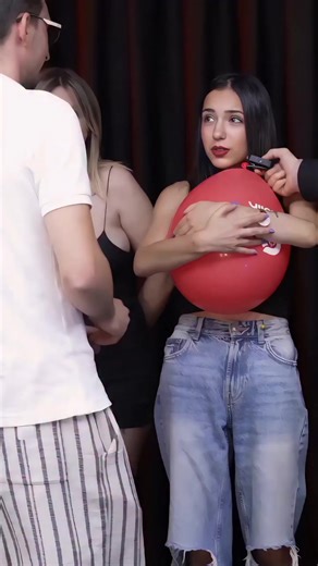 Siz olsanız hangisini seçerdiniz ? . #balondateshow #date #buluşma #balondate #alelaceledate