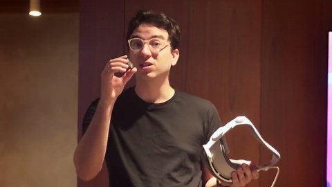 Apple Vision Pro vs. Quest 3 | Comparison