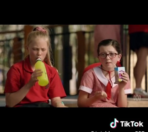 chill and watch a full episode of little lunch #watchwhenbored🤨 #foryoupage #viraltiktok #fyp #fypシ゚ #kidsshows #australiakidshows #littellunch #roryfromlittellunch