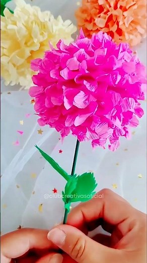 Flor de Papel Crepé 🌸 Manualidad Fácil para Regalar