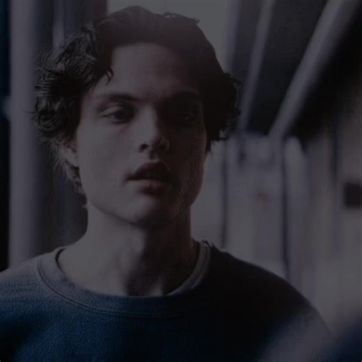 Creative Twixtor Edit Featuring 'I Love U'