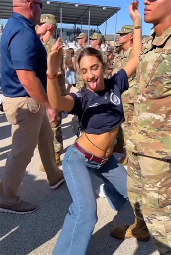 Best Army Tap Outs 🥹🔥#reunion #army #military #surprise #fyps