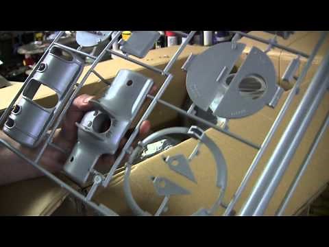 1/6th scale Dragon M4A3 Project video #1 (Model unboxing / review)