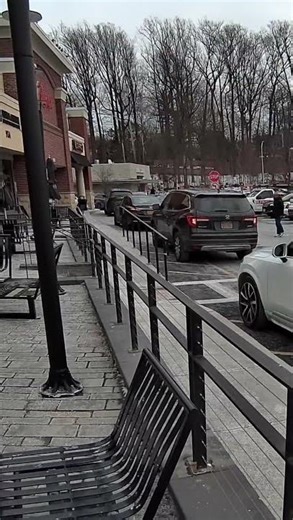 Vertical Video Recording Test with the SJCAM C400 Action Camera